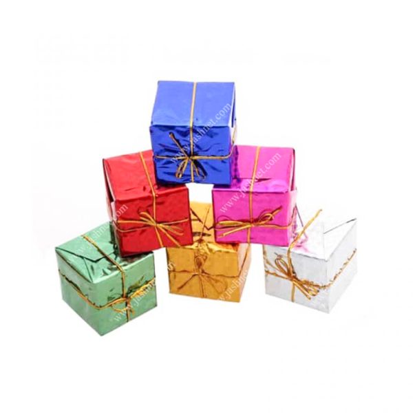آویز جعبه کادو